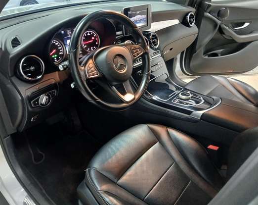 MERCEDES-BENZ-GLC 250-2016