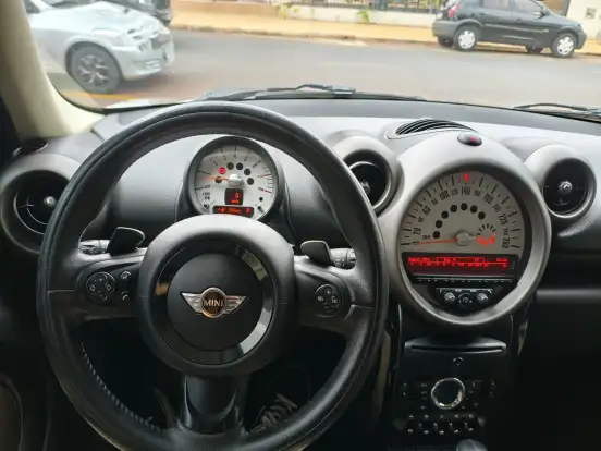 MINI-COOPER-1.6 COUPÉ JOHN COOPER WORKS 16V TURBO GASOLINA 2P AUTOMÁTICO MINI-COOPER-2011