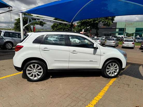 MITSUBISHI-ASX-2.0 4X2 16V GASOLINA 4P AUTOMÁTICO MITSUBISHI-ASX-2013