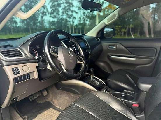 MITSUBISHI-L200 TRITON-3.2 HPE 4X4 CD 16V TURBO INTERCOOLER DIESEL 4P AUTOMÁTICO MITSUBISHI-L200 TRITON-2016