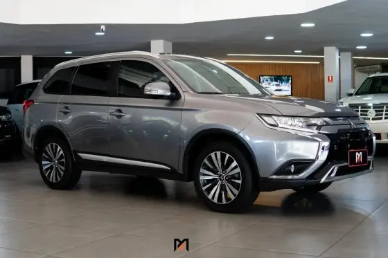 MITSUBISHI OUTLANDER 2.0 MIVEC GASOLINA HPE AUTOMÁTICO MITSUBISHI OUTLANDER 2.0 MIVEC GASOLINA HPE AUTOMÁTICO