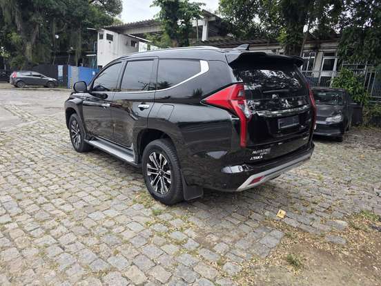 MITSUBISHI-PAJERO SPORT-2024