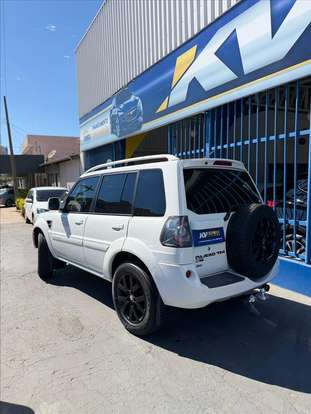MITSUBISHI-PAJERO TR4-2013