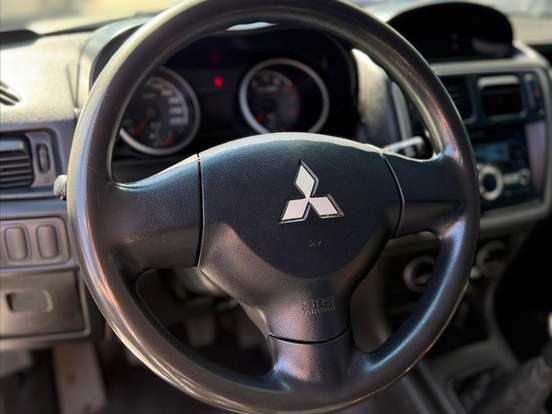 MITSUBISHI-PAJERO TR4-2.0 4X2 16V 140CV FLEX 4P MANUAL MITSUBISHI-PAJERO TR4-2013