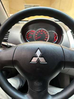 MITSUBISHI-L200 TRITON-2015