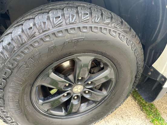 MITSUBISHI-L200 TRITON-2.4 HLS 4X2 CD 16V FLEX 4P MANUAL MITSUBISHI-L200 TRITON-2015