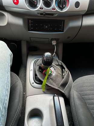 MITSUBISHI-L200 TRITON-2015