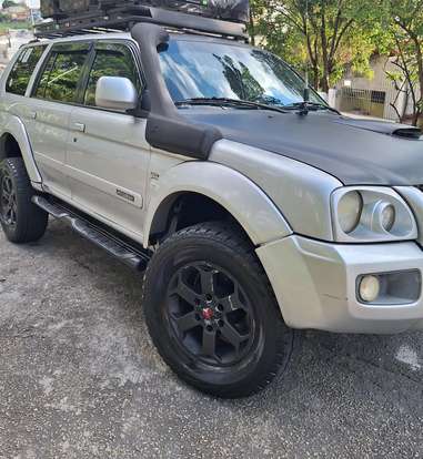 MITSUBISHI-PAJERO SPORT-2010