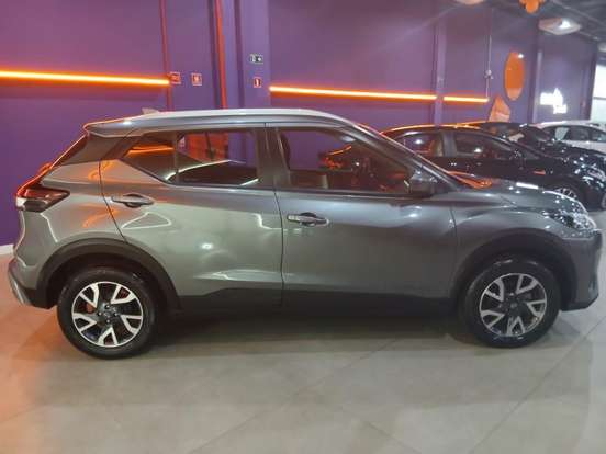 NISSAN-KICKS-2023