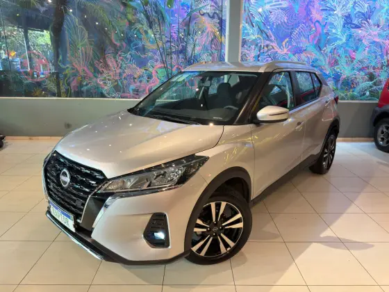 NISSAN KICKS PLAY 1.6 16V FLEXSTART SENSE XTRONIC NISSAN KICKS PLAY 1.6 16V FLEXSTART SENSE XTRONIC
