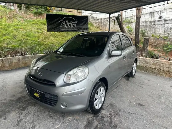NISSAN MARCH 1.6 SV 16V FLEX 4P MANUAL