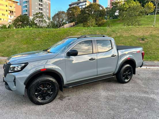 NISSAN-FRONTIER-2022