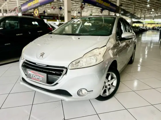 PEUGEOT 208 1.5 ALLURE 8V FLEX 4P MANUAL PEUGEOT 208 1.5 ALLURE 8V FLEX 4P MANUAL