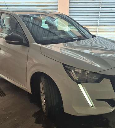 PEUGEOT-208-2023