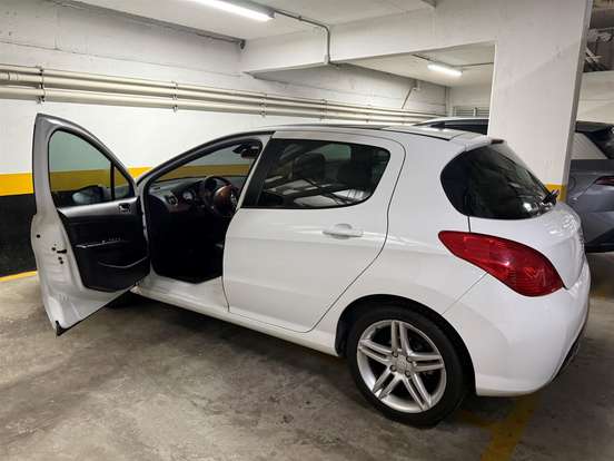 PEUGEOT-308-2013