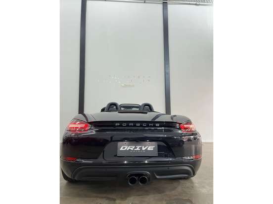 PORSCHE-718-2024