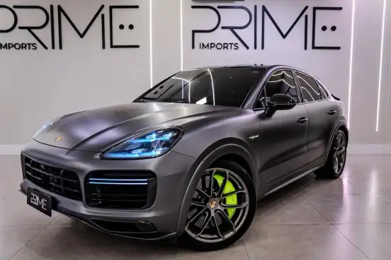 PORSCHE-CAYENNE-2020