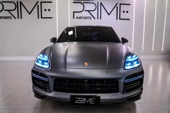 PORSCHE-CAYENNE-2020