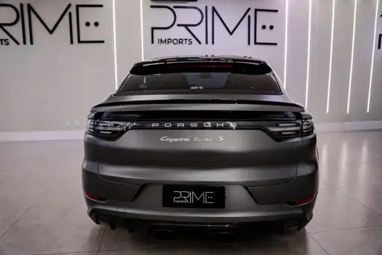 PORSCHE-CAYENNE-2020