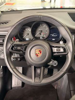 PORSCHE-MACAN-2024