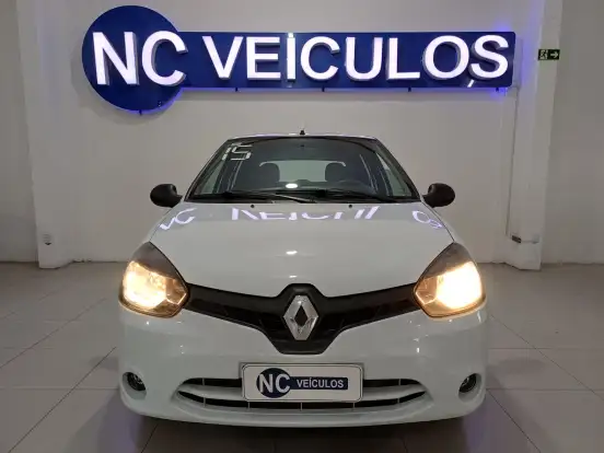 RENAULT-CLIO-2014