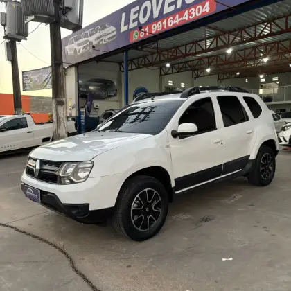 RENAULT DUSTER 1.6 16V SCE FLEX DYNAMIQUE MANUAL RENAULT DUSTER 1.6 16V SCE FLEX DYNAMIQUE MANUAL