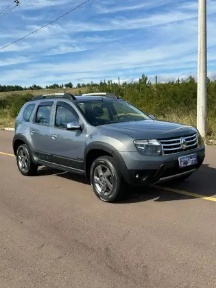 RENAULT DUSTER 2.0 DYNAMIQUE 4X4 16V FLEX 4P MANUAL RENAULT DUSTER 2.0 DYNAMIQUE 4X4 16V FLEX 4P MANUAL
