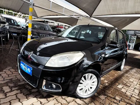 RENAULT SANDERO 1.6 PRIVILÉGE 16V FLEX 4P AUTOMÁTICO RENAULT SANDERO 1.6 PRIVILÉGE 16V FLEX 4P AUTOMÁTICO