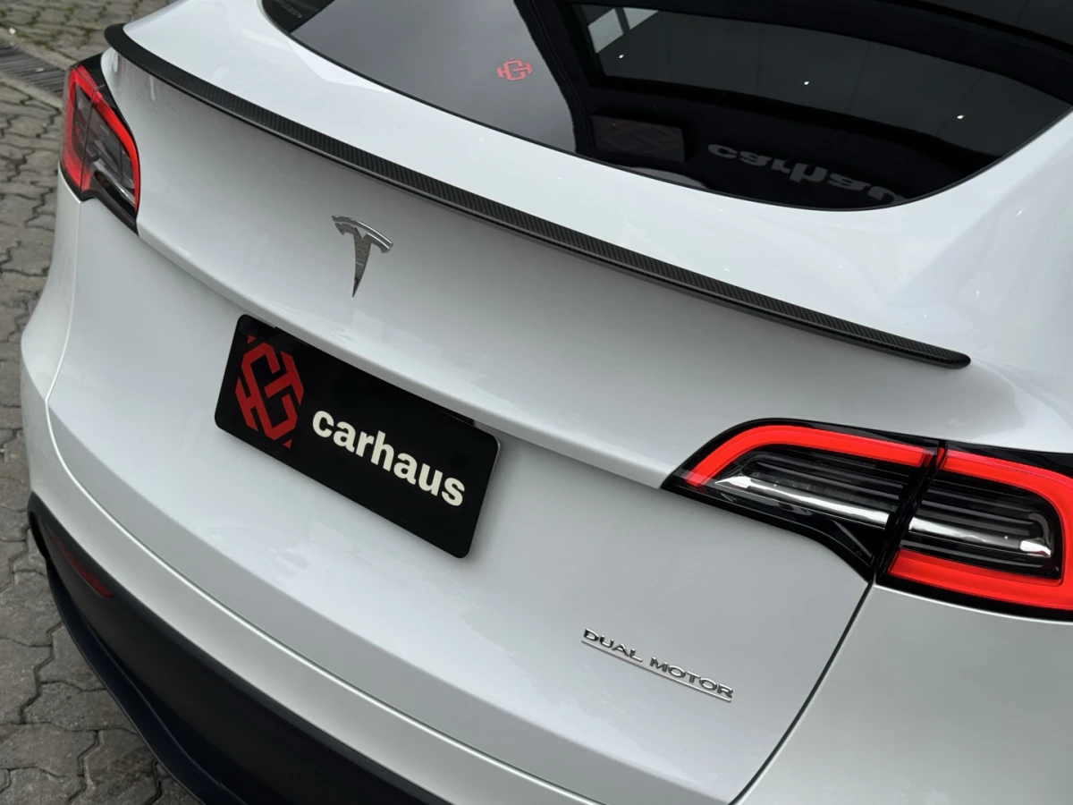Tesla Model Y — foto 7
