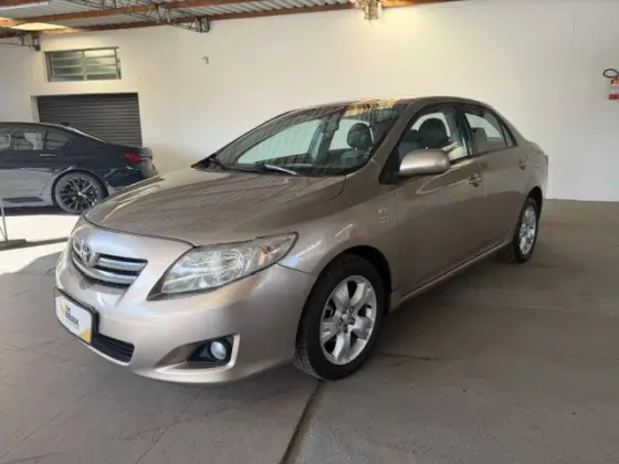 TOYOTA COROLLA 1.8 GLI 16V FLEX 4P AUTOMÁTICO TOYOTA COROLLA 1.8 GLI 16V FLEX 4P AUTOMÁTICO