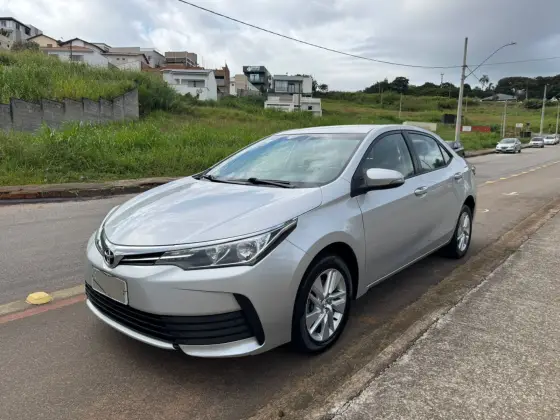 TOYOTA COROLLA 1.8 GLI 16V FLEX 4P AUTOMÁTICO TOYOTA COROLLA 1.8 GLI 16V FLEX 4P AUTOMÁTICO