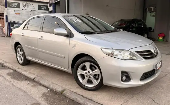 TOYOTA COROLLA 1.8 GLI 16V FLEX 4P AUTOMÁTICO TOYOTA COROLLA 1.8 GLI 16V FLEX 4P AUTOMÁTICO