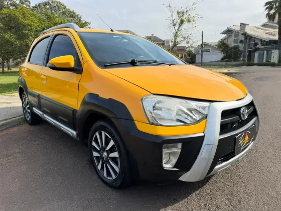 TOYOTA ETIOS CROSS 1.5 16V FLEX 4P MANUAL