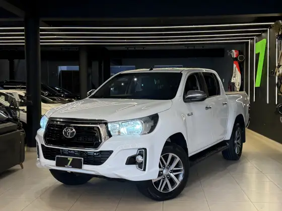 TOYOTA HILUX 2.7 SRV 4X4 CD 16V FLEX 4P AUTOMÁTICO