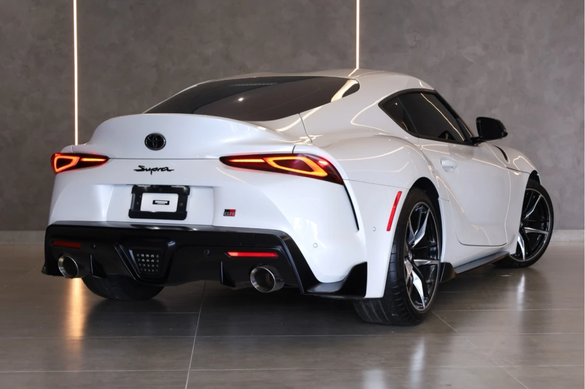 Toyota Supra — foto 5