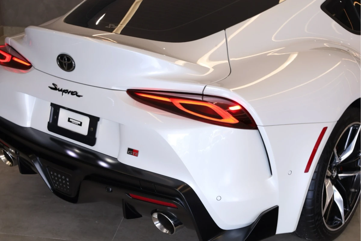 Toyota Supra — foto 8
