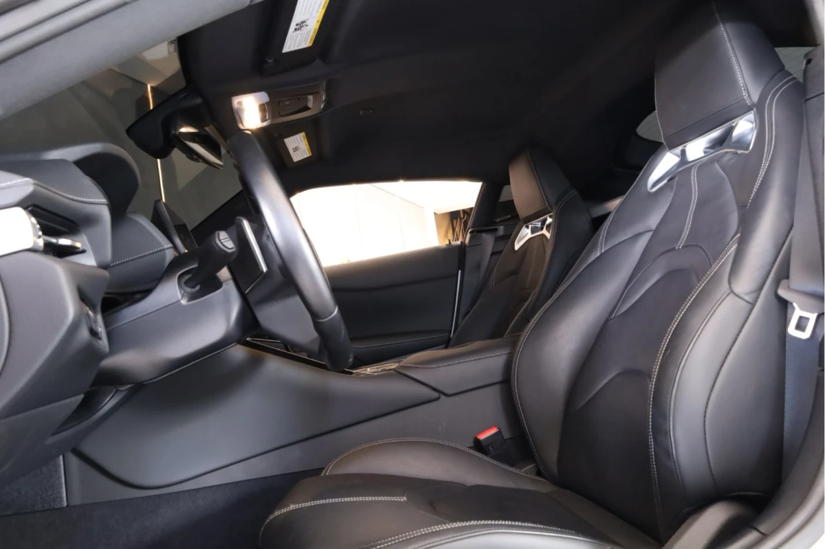 Toyota Supra — foto 10