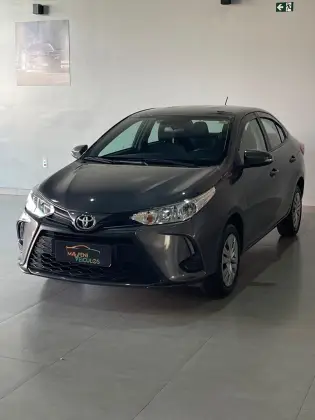 TOYOTA YARIS 1.5 16V FLEX SEDAN XL LIVE MULTIDRIVE TOYOTA YARIS 1.5 16V FLEX SEDAN XL LIVE MULTIDRIVE