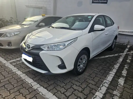 TOYOTA YARIS 1.5 16V FLEX SEDAN XL LIVE MULTIDRIVE TOYOTA YARIS 1.5 16V FLEX SEDAN XL LIVE MULTIDRIVE