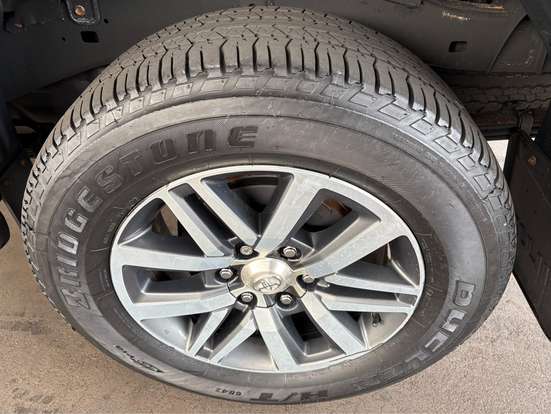 TOYOTA-HILUX-2.7 SRV 4X2 CD 16V FLEX 4P AUTOMÁTICO TOYOTA-HILUX-2020