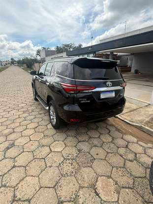 TOYOTA-HILUX SW4-2022