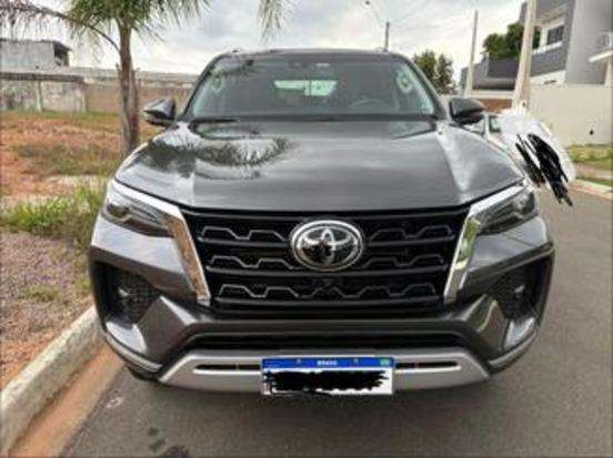 TOYOTA-HILUX SW4-2021