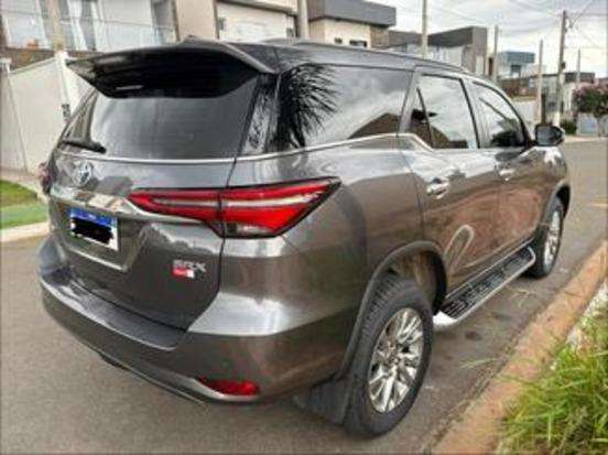 TOYOTA-HILUX SW4-2021