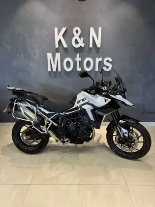 TRIUMPH TIGER 900 GT TRIUMPH TIGER 900 GT