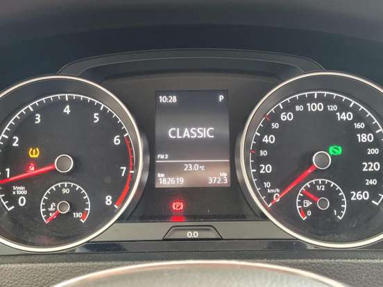 VOLKSWAGEN-GOLF-1.4 TSI HIGHLINE 16V GASOLINA 4P AUTOMÁTICO VOLKSWAGEN-GOLF-2014
