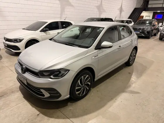 VOLKSWAGEN POLO 1.0 170 TSI HIGHLINE AUTOMÁTICO VOLKSWAGEN POLO 1.0 170 TSI HIGHLINE AUTOMÁTICO