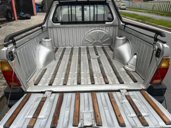 VOLKSWAGEN-SAVEIRO-1995
