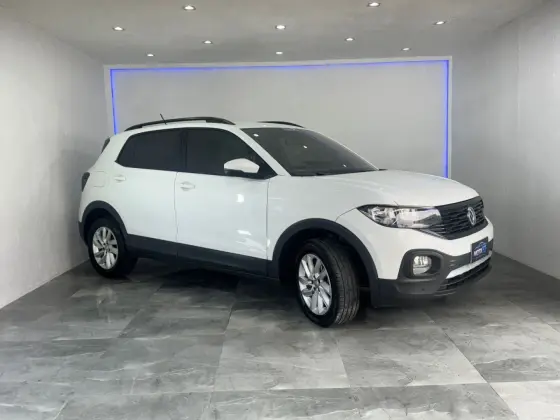 VOLKSWAGEN T-CROSS 1.0 200 TSI TOTAL FLEX AUTOMÁTICO VOLKSWAGEN T-CROSS 1.0 200 TSI TOTAL FLEX AUTOMÁTICO