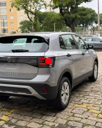 VOLKSWAGEN T-CROSS 1.0 200 TSI TOTAL FLEX SENSE AUTOMÁTICO VOLKSWAGEN T-CROSS 1.0 200 TSI TOTAL FLEX SENSE AUTOMÁTICO