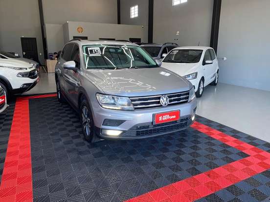 VOLKSWAGEN-TIGUAN-2019